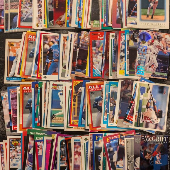 HUGE 200 Fred McGriff Baseball Card Collection Lot Blue Jays Braves Padres HoF - Picture 1 of 9
